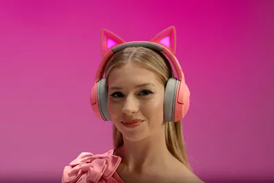 Razer Kraken Kitty V2 BT — Купить Bluetooth-гарнитуру с кошачьими ушками на  Razer.ru