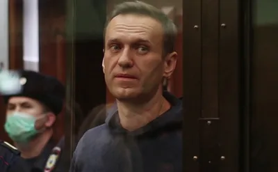 Навального и Соболь внесли в реестр террористов и экстремиcтов — РБК