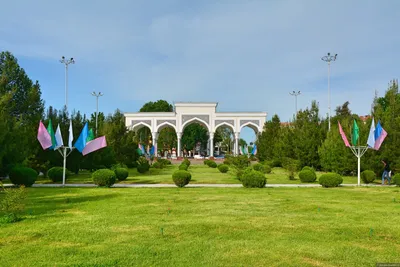 Парк имени Алишера Навои в Ташкенте — часы работы, фото, аттракционы, как  доехать