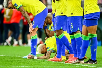 Неймар расплакался после поражения от Хорватии в четвертьфинале чемпионата  мира - Российская газета