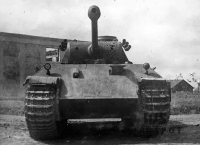 Купить 6168 Немецкий средний танк Sd.Kfz.171 \"Пантера А\" поздняя версия  (Нормандия 1944 г.) / Sd.Kfz.171 Panther A Late Type, Normandy 1944 1:35  бронетехника Dragon - Сборные модели