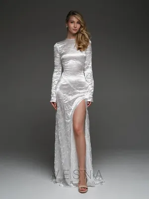 Звезды, которые выбрали для свадьбы необычные платья - IVONA.UA