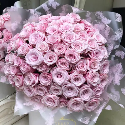 Необычные розовые розы в букете за 3 190 руб. | Бесплатная доставка цветов  по Москве