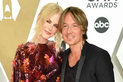 See Nicole Kidman's Steamy Photo Featuring Keith Urban in Honor of Their  17th Anniversary