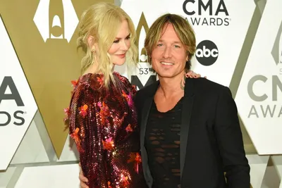 Nicole Kidman surprises Keith Urban during concert, calls herself 'Nicole  Urban' - ABC News