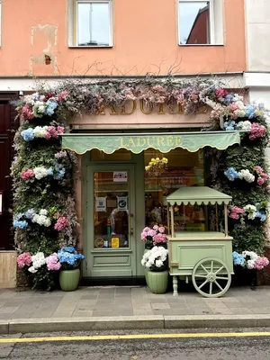 Ladurée в Москве, Малая Бронная ул., 27/14 - фото, отзывы, рейтинг, телефон  и адрес