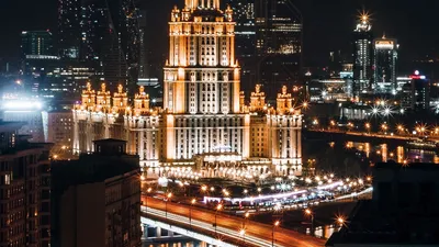 Скачать 2048x1152 москва, россия, ночной город, архитектура обои, картинки  ультраширокий монитор