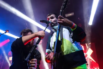 ФОТО И ВИДЕО | Рэп-исполнитель Noize MC выступил в Таллинне, где спел не  только на концерте - Бублик
