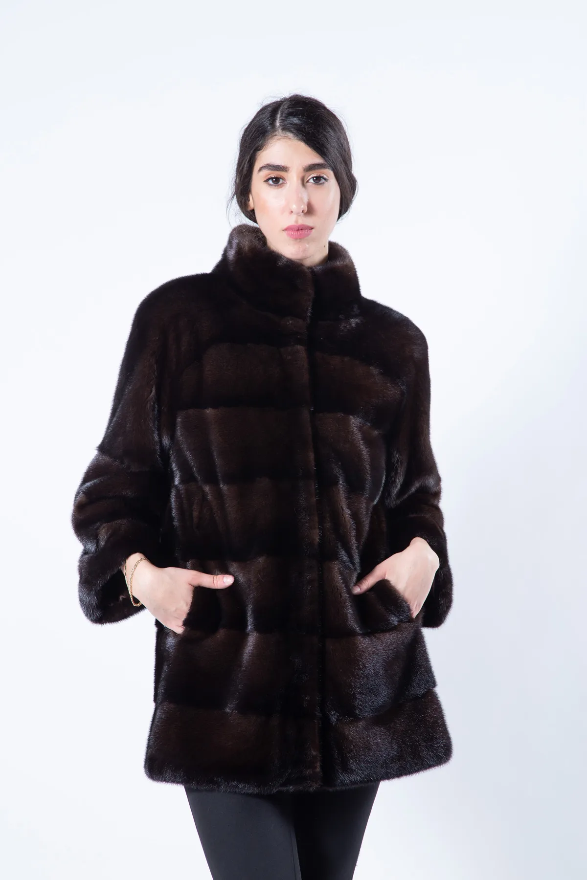 Пальто из меха норки, цвет: Махагон - купить за 315000 в магазине - Гипермаркет меха Пальто из меха норки, цвет: Махагон - купить за 315000 в магазине - Гипермаркет меха