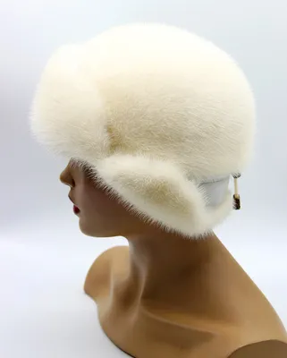Норковая шапка женская \"Лобик короткое ухо\" крестовка светлая – утонченный  выбор для зимы.