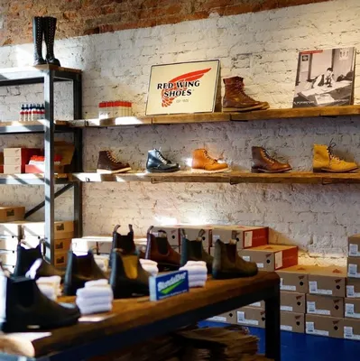 В «Бутылке» на Новой Голландии открылся флагманский магазин обуви CODE7 |  Sobaka.ru
