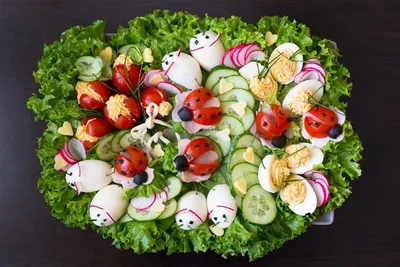 Красивое оформление салатов и закусок - 69 фото