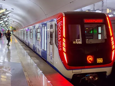 На Сокольническую линию метро вышли новые поезда «Москва-2019» - KP.RU