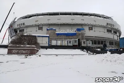 Мы сходили на новый стадион «Динамо». Это первое место в России, где можно  смотреть футбол и хоккей одновременно