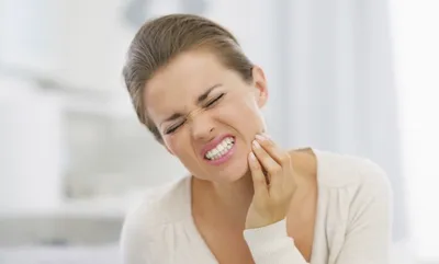 Оголенный зубной нерв: методы устранения боли в домашних условиях |  za-rozhdenie.ru