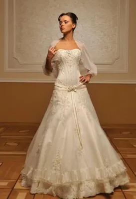 Пышное свадебное платье с отделкой Оксана Муха Florencia — купить в Москве  - Свадебный ТЦ Вега