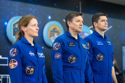 Лучше поздно, чем никогда: новый экипаж МКС готовится к полету, в октябре возможен выход в открытый космос только женщин