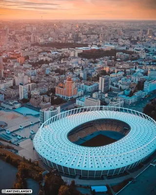 Олимпийский стадион в Киеве закрыли для подготовки - YouTube