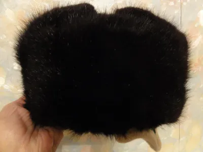 Мужская ондатровая шапка ушанка черного цвета