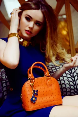 Сумка через плечо Daria из натуральной зернистой кожи оранжевого цвета -  купить в интернет-магазин Fiore Bags