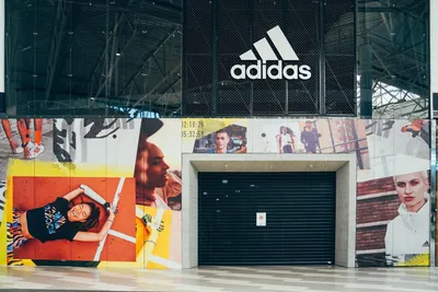 Adidas возвращается в Россию: купить кроссовки Адидас, купить костюм  Адидас, Ламода Адидас, Lamoda sport, параллельный импорт, Ламода одежда  Россия, Adidas, Nike, Puma, Reebok, New Balance, дешевые кроссовки - 27  ноября 2023 - ngs22.ru