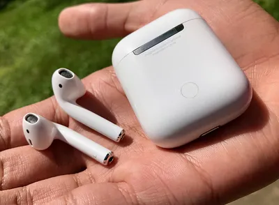 Оригинальные Наушники Apple EarPods с разъёмом Lightning (MMTN2) with Mic -  AXMOBILE