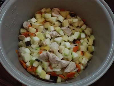Овощное рагу с курицей, кукурузой и брюссельской капустой — рецепт от  ВкусВилл