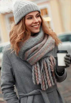 Подбираем шарф к серому пальто: советы экспертов интернет-магазина часов и  аксессуаров Имидж