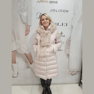 Marella Boutique - Пальто YANG в восхитительном карамельном цвете в наличии  в @marella_saratov Соборная площадь 11📍 ☎23-40-94 ......................  фото: @marella_kgd ...................... #marellasaratov #marella  #marellasport #fw1920 ...