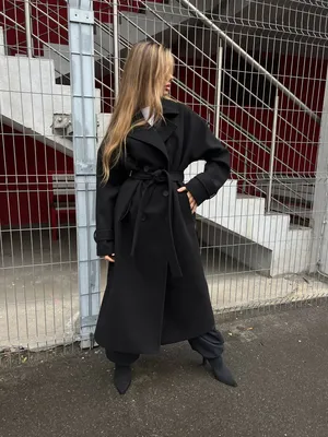 Шерстяное пальто в стиле Oversize