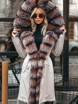 Длинная парка- пальто из кашемира и шерсти с отделкой из меха лисы купить в  интернет магазине Filigio.ru