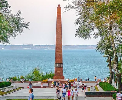 Дворцовая площадь в Санкт-Петербурге: описание, фото, расположение, как  добраться, история, достопримечательности, гостиницы рядом