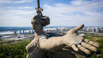 10 самых больших статуй мира