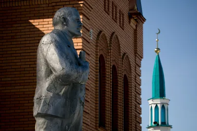 Ленин жил. Ленин жив?»: человек, изменивший XX век, и памятники ему в  Татарстане