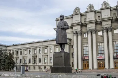 В Самаре открыли памятник князю Владимиру