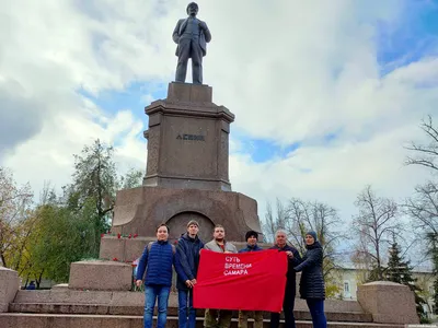 В Самарской области почтили память героев революции — фоторепортаж | ИА  Красная Весна