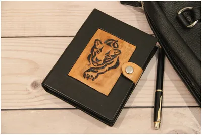 Блокнот ручной работы из натуральной кожи с тиснением изображения Пантеры.  Формата А5. — купить в интернет-магазине по низкой цене на Яндекс Маркете