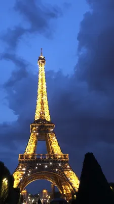 Обои Париж, Эйфелева башня, достопримечательность, национальный  исторический памятник, памятник для iPhone 6S+/7+/8+ бесплатно, заставка  1080x1920 - скачать картинки и фото