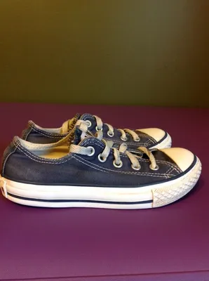 Converse Classic All Stars Navy Canvas Shoes Size 12 Youth Blue Gym  Sneakers | eBay