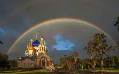 Скачать обои москва, радуга, храм святого князя игоря черниговского,  переделкино, патриаршее подворье разрешение 1920x1200 #71089