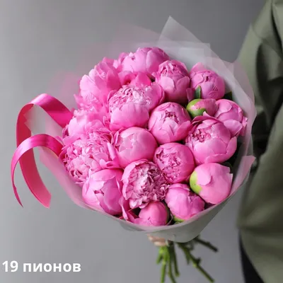 Букет из ярко-розовых пионов - заказать доставку цветов в Москве от Leto  Flowers