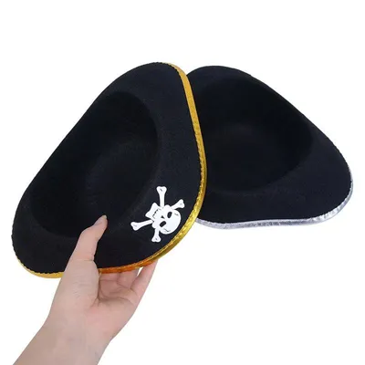 Пиратская шляпа с белым околышем купить с доставкой по цене 350 руб. в  Москве | dastoys.ru