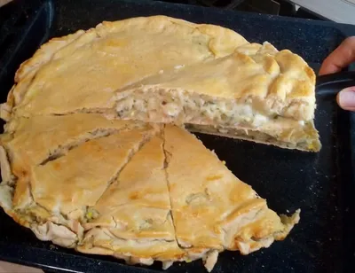 Пирог с курицей и картошкой из дрожжевого теста рецепт фото пошагово и  видео - 1000.menu