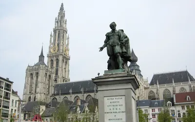 Картинка Статуя Питера Пауля Рубенса в Антверпене, Бельгия » Статуи »  Архитектура » Картинки 24 - скачать картинки бесплатно