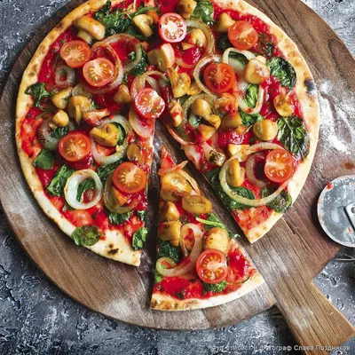 Кулинарные рецепты - Пицца со шпинатом и грибами - с фото и видео  инструкцией на сайте Bonduelle.ru