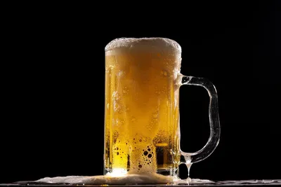 Спирт там тоже бывает. Россиянам рассказали о вреде и пользе  безалкогольного пива — Секрет фирмы