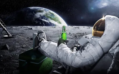 Космонавт в скафандре с бутылкой пива на луне, прикольные и смешные  картинки, забавные фото и обои с юмором для рабочего стола, Full HD 1920