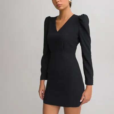 Платье женское нарядное на новый год корпоратив кружевное короткое черное —  цена 670 грн в каталоге Короткие платья ✓ Купить женские вещи по доступной  цене на Шафе | Украина #82900666