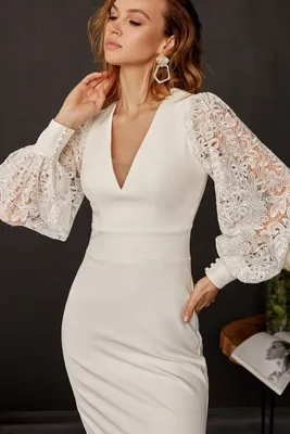 Восхитительное платье-футляр с открытой спиной и кружевными рукавами в  Хабаровске