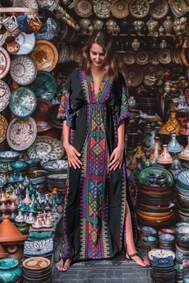 Post wedding dinner/ dawat outfit inspo for newly wed brides | Velvet dress  designs, Kaftan designs, Stylish dress designs